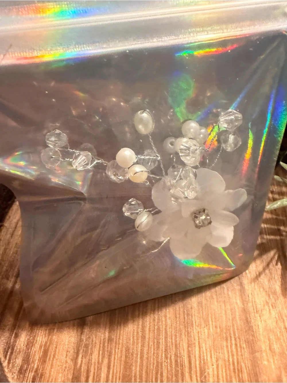 SHEIN White Floral Crystal Pearl Hair Pin